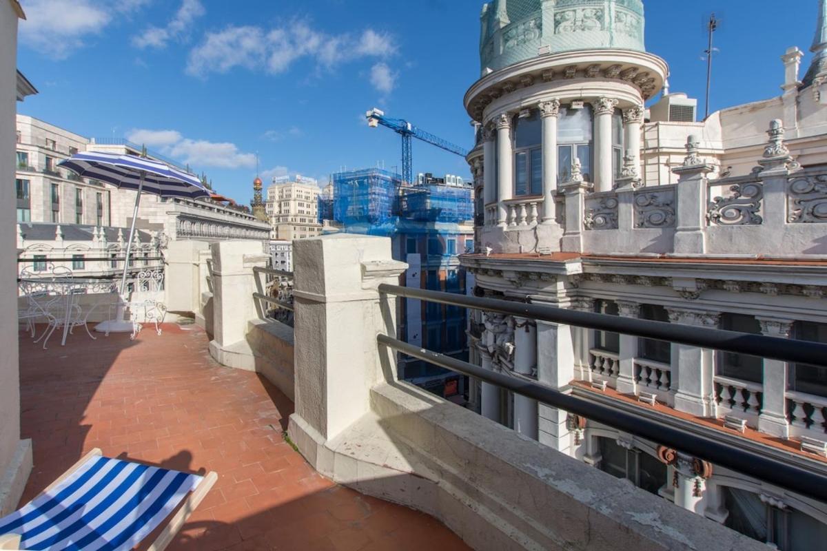 Atico Con Terraza De Vistas Inmejorables Apartment Madrid Bagian luar foto
